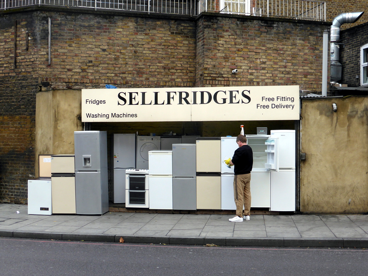 Shops that sell fridges hotsell